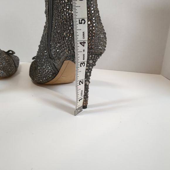 INC Ignacio womens pointed toe side zip rhinestone dark pewter boots size 7-1/2M - Picture 7 of 16